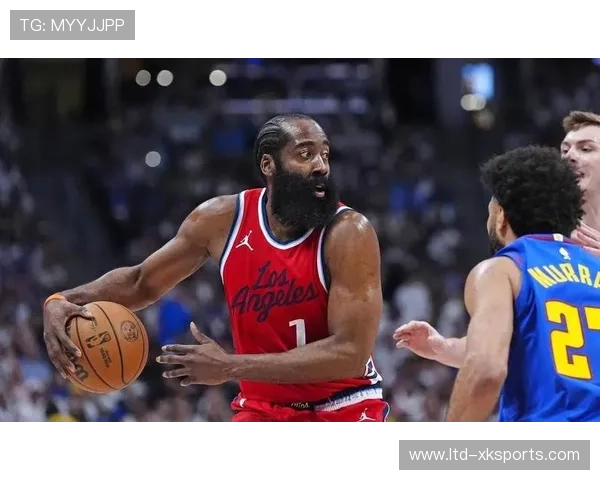 哈登入选最佳阵容讨论:揭秘巨星组合背后的战术智慧