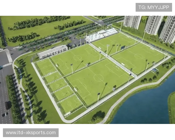 俱乐部与地方政府合作改善训练场地提升训练品质 俱乐部与地方政府合作改善训练场地提升训练品质